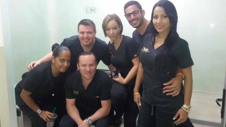 Iniciando mi cumpleaños con mi excelente grupo de trabajo