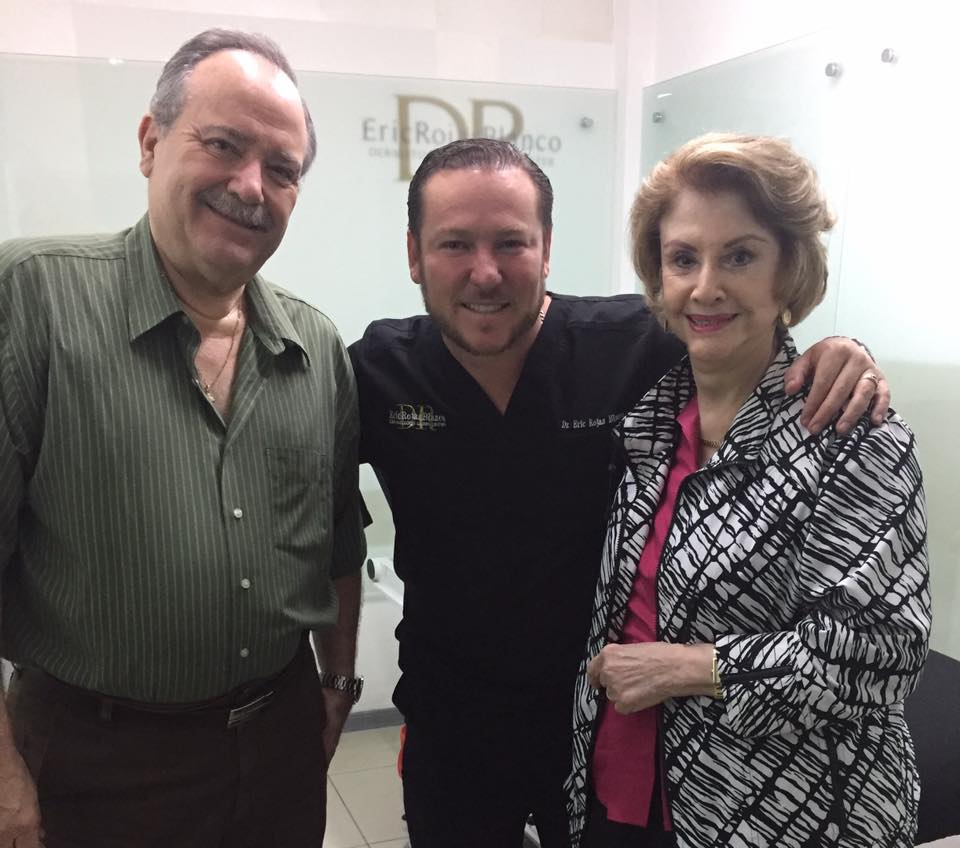 TIA FLORITA Y SU HIJO CARLOS ECHANDI FORMAN PARTE DE LA FAMILIA DR ERIC ROJAS