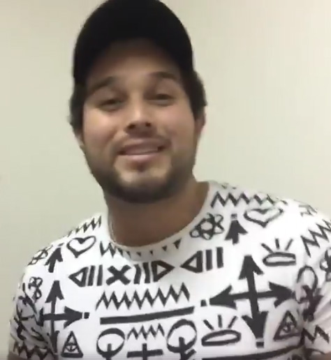 El latín American Idol Eduardo Aguirre en nuestra clínica