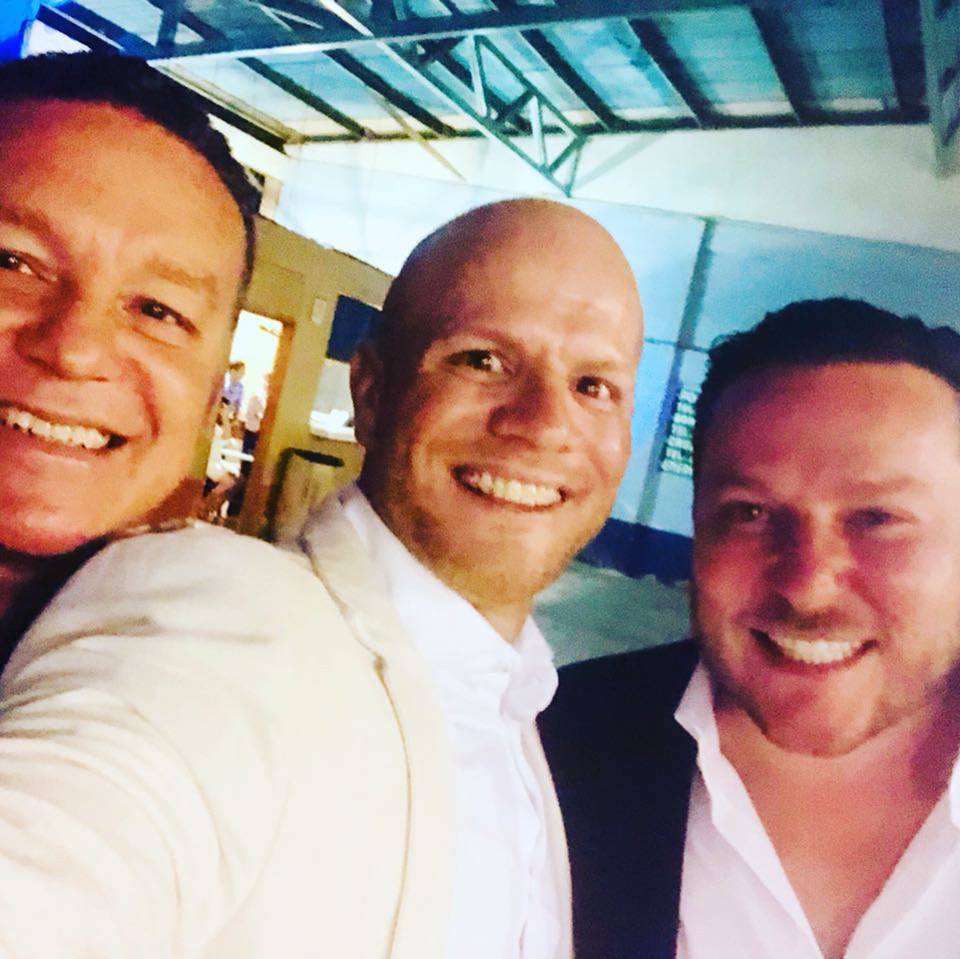 Con el mejor florista de Costa Rica Mauricio Chacón y el mejor actor de nuestro país Gustavo Rojas