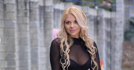 La modelo Viviana cuida su rostro y cuerpo con el Dr Eric Rojas