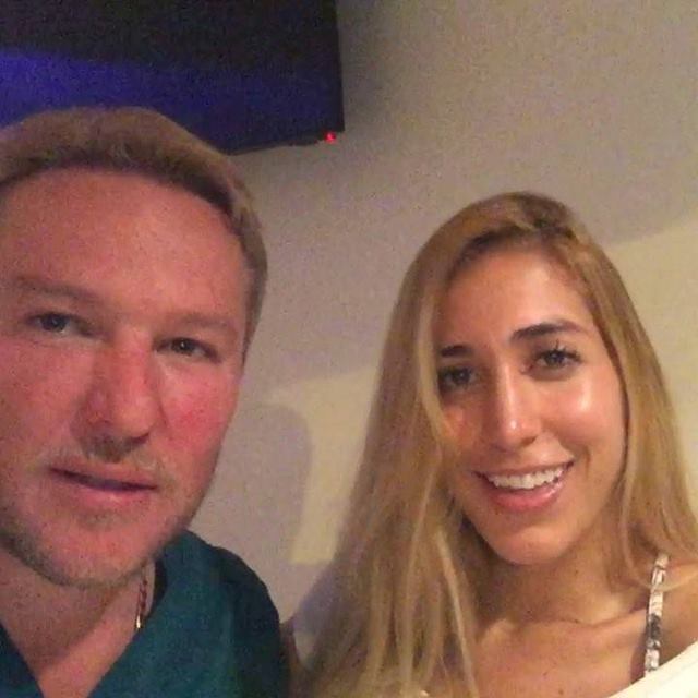 Michell Vargas atleta Pro cuida su rostro y cuerpo con el Dr Eric Rojas