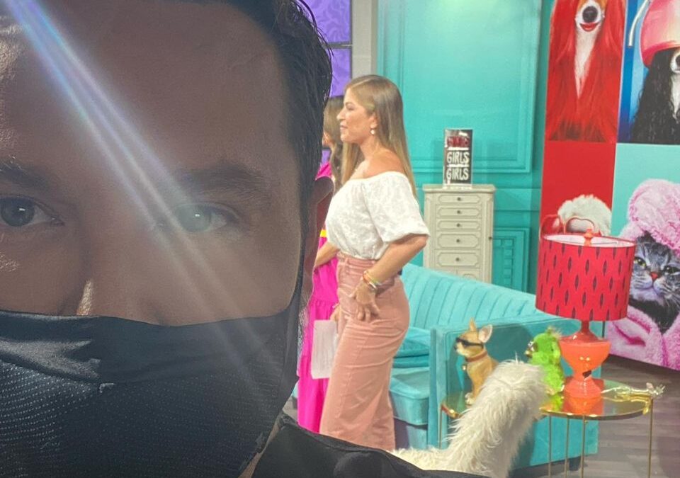 Dr ÉRIC ROJAS EN DIVAS EN MULTIMEDIOS CANAL 8