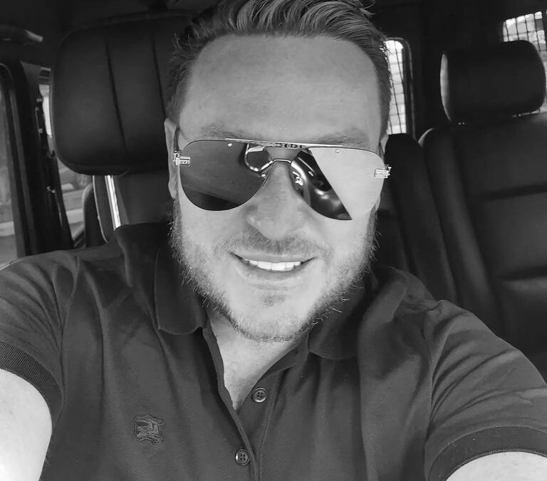 Feliz domingo para todos 😃