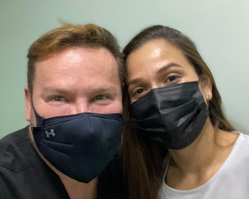 FELIZ ACÁ CON NUESTRA PACIENTE KAREN CALDERON