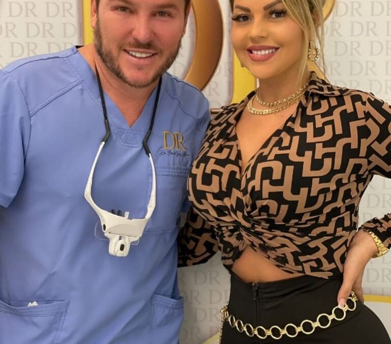 La modelo Viviana Chaves cuida su rostro y su cuerpo con el Dr. Eric Rojas.